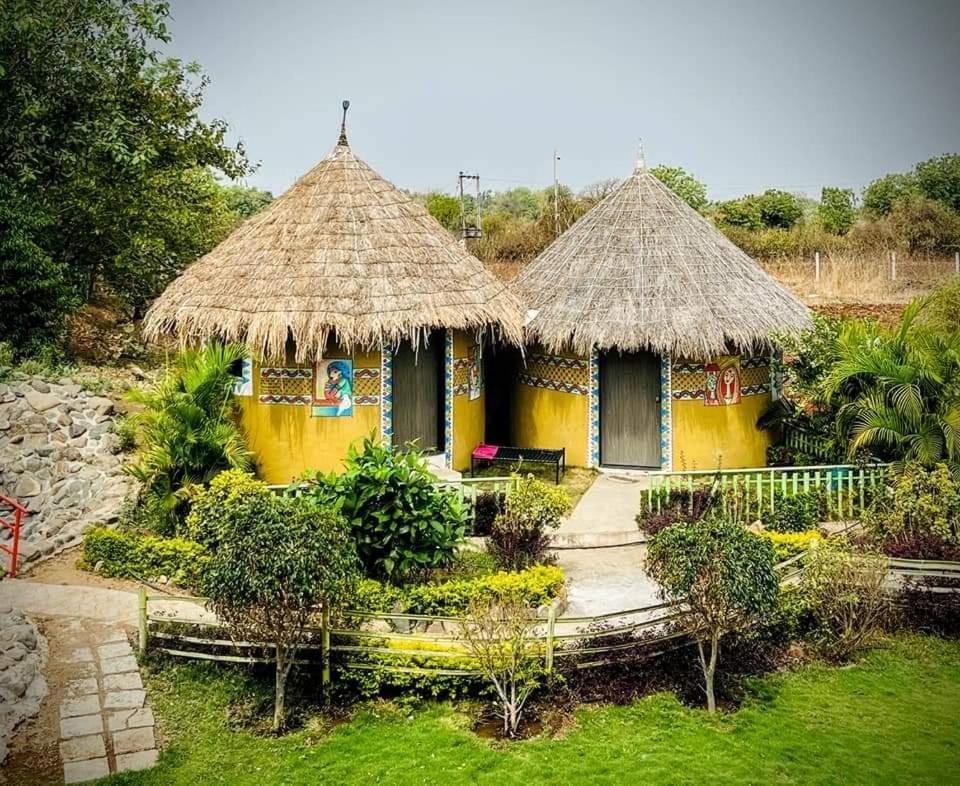 Van Vagdo Resort Rajpipla Zewnętrze zdjęcie