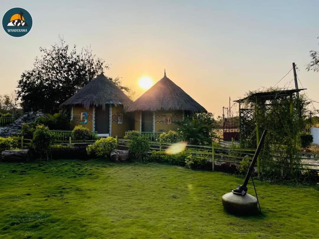 Van Vagdo Resort Rajpipla Zewnętrze zdjęcie